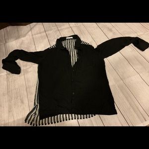 Cute black & white stripped blouse